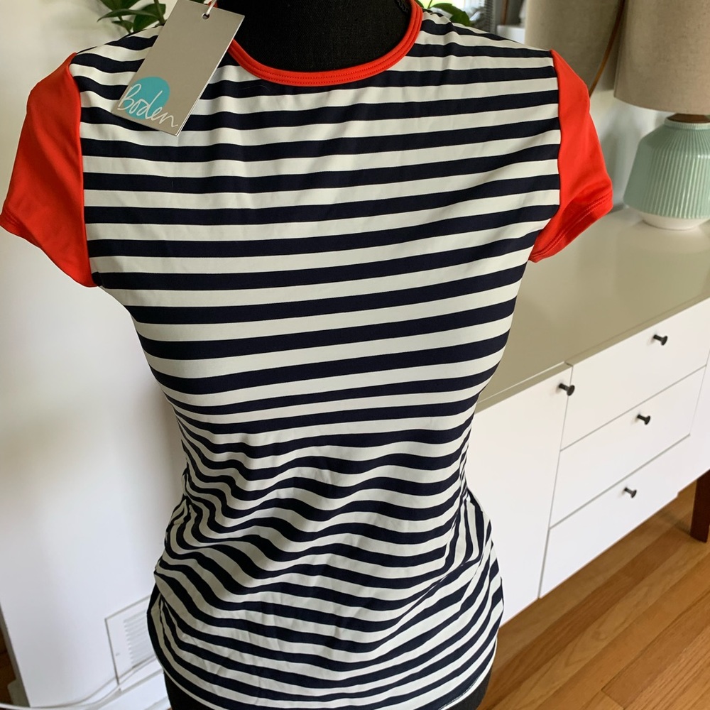 Boden Rash Guard NWT size 8 (US)